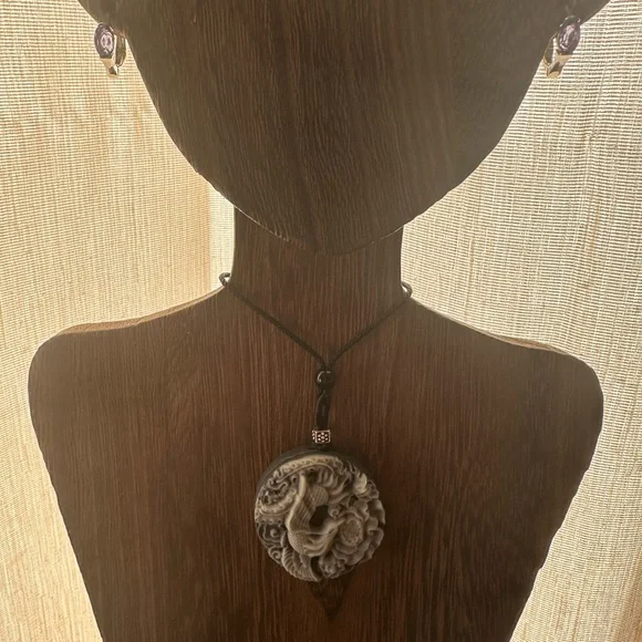 Tai Chi Stone Phoenix an Dragon Pendant Necklace on Black Adjustable Rope - Picture 4 of 13